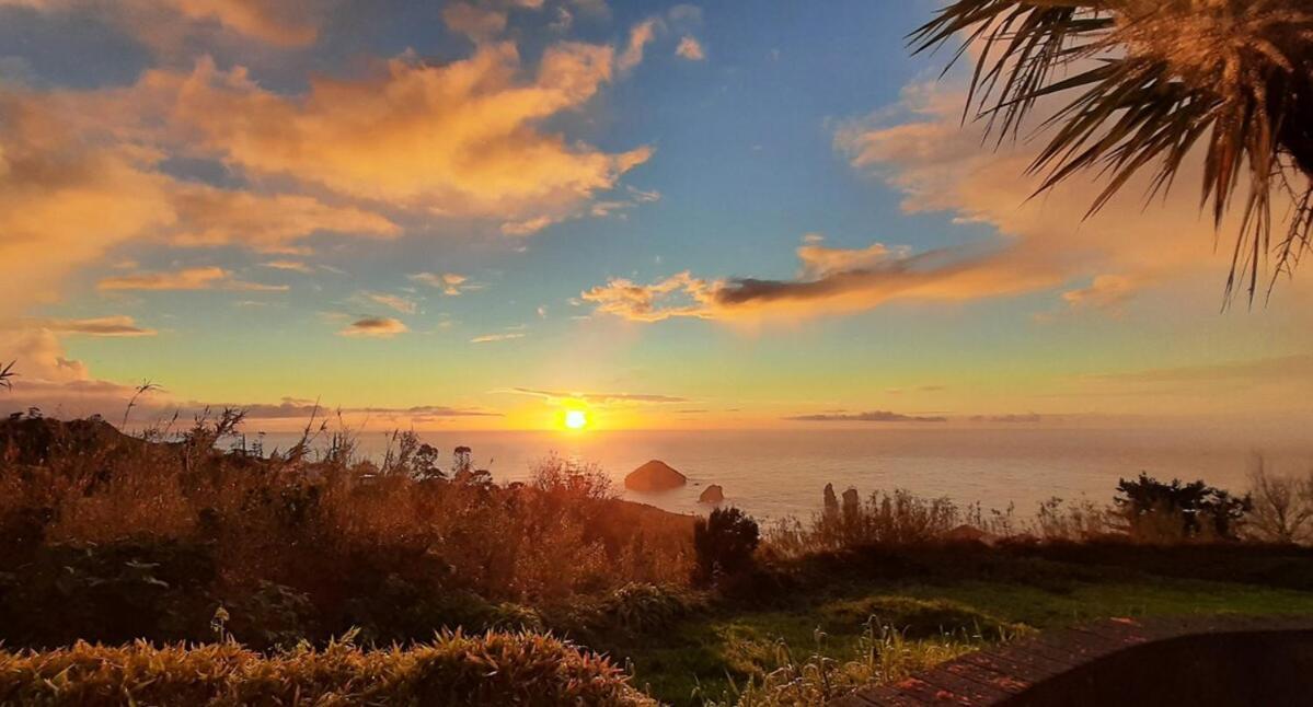 Green Oceanview Relaxing Cottage Mosteiros  Bagian luar foto