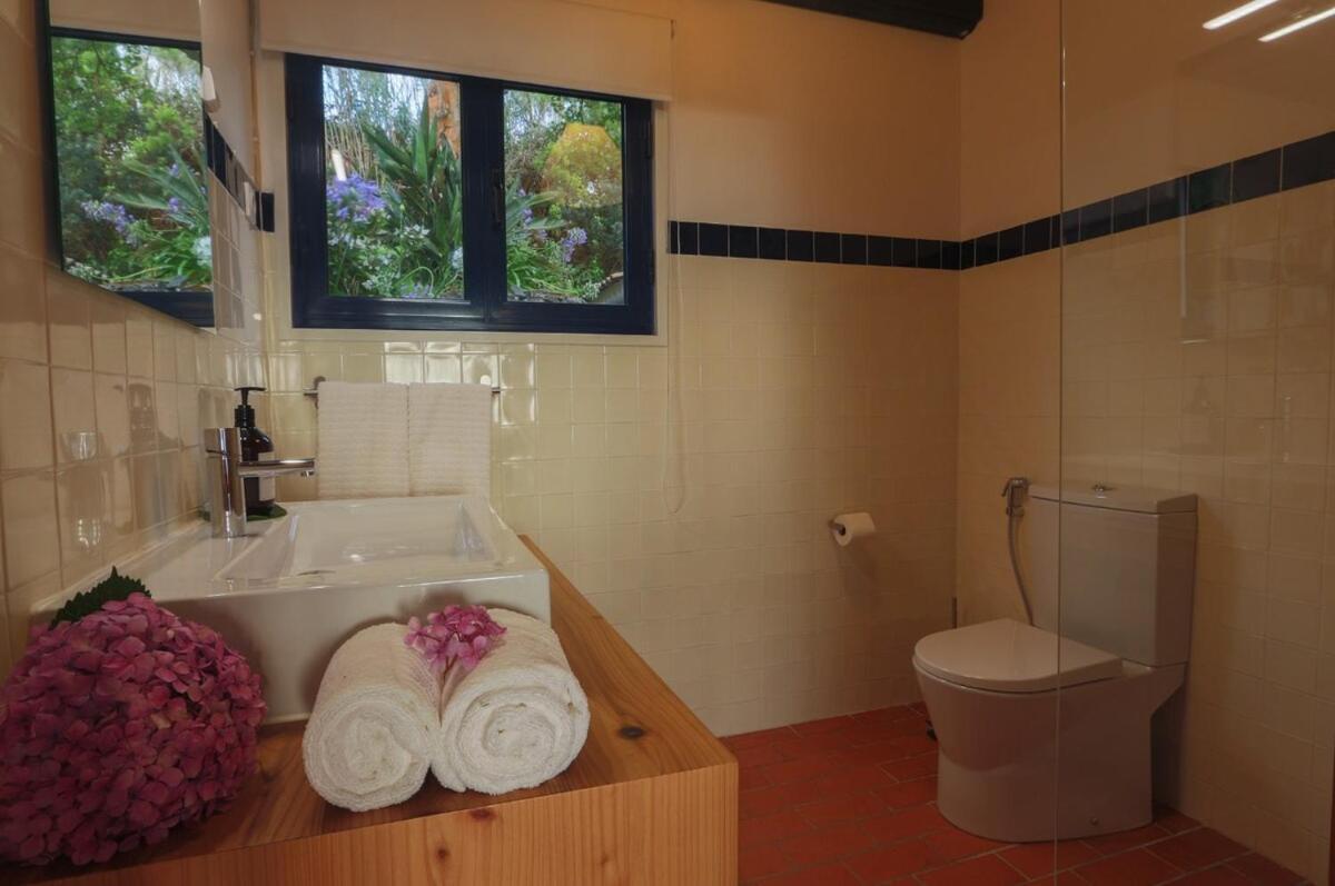 Green Oceanview Relaxing Cottage Mosteiros  Bagian luar foto