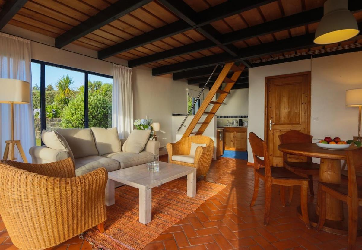Green Oceanview Relaxing Cottage Mosteiros  Bagian luar foto