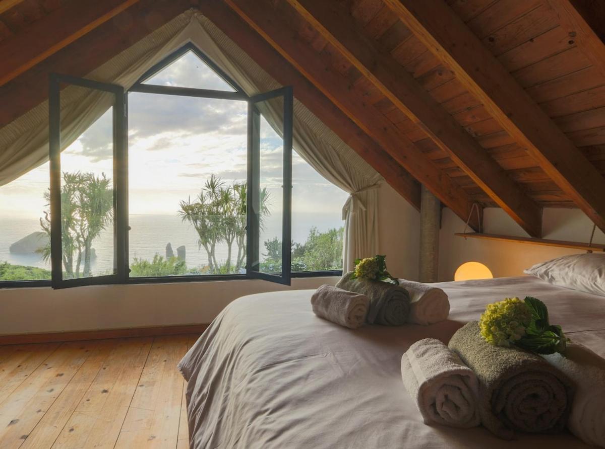 Green Oceanview Relaxing Cottage Mosteiros  Bagian luar foto